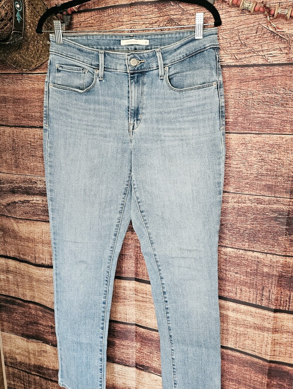 LEVIS MIDRISE SKINNY JEANS!💙